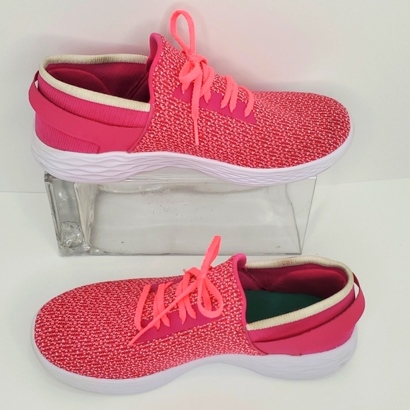 Women Skechers GOwalk Joy athletic sneakers, Size 5, Hot Pink - Picture 2 of 9